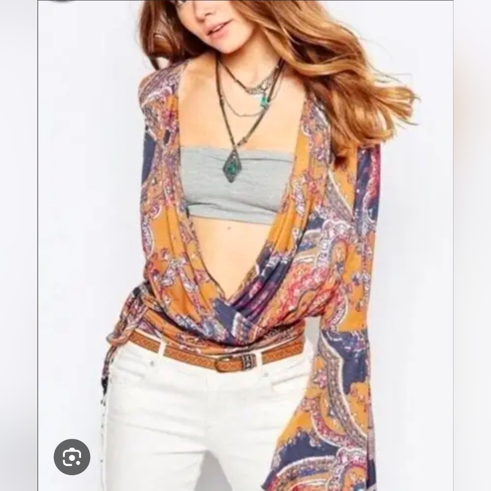 ❤️ FREE PEOPLE FIONA BELL SLEEVE SURPLICE TOP, MEDIUM - Picture 2 of 15